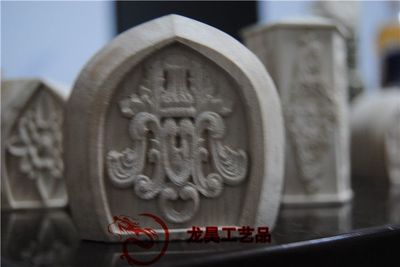 专业生产加工木制品 工艺品 平面立体精雕家具饰品装饰香水瓶盖